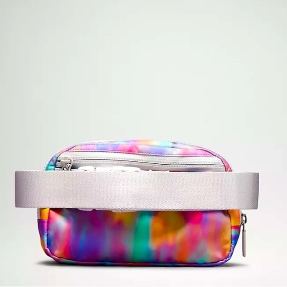 🎉hp! NWT SOLDOUT SUMMER EDITION LULULEMON EVERYWHERE BELT BAG 1L TIE DYE NEON - Picture 5 of 10